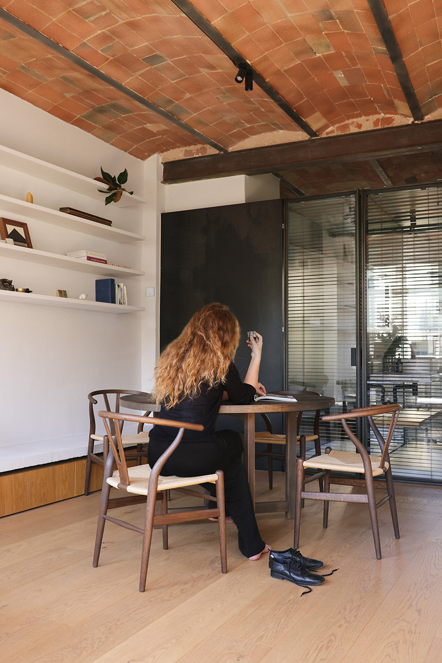 APARTEMENTO GIRONA_Dinning Area_Torndelacreu