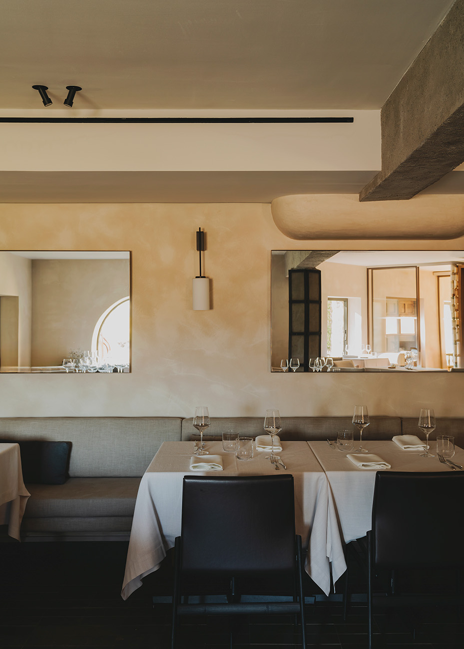 UR BARE_Restaurant Seatting Area_Torndelacreu