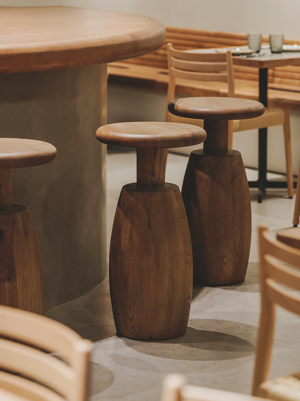 TELEFERIC_Custom Stools_Torndelacreu